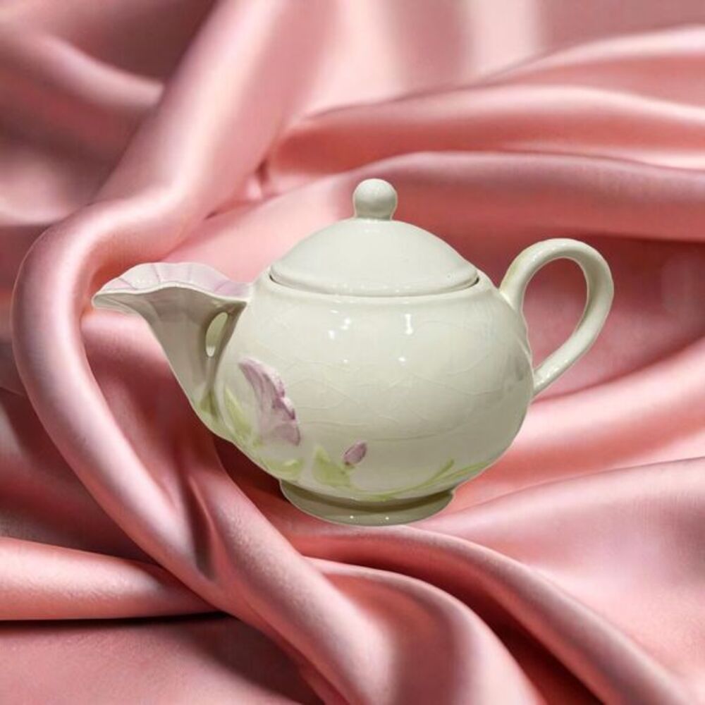 Vintage Teleflora Teapot MORNING GLORY Ceramic White Embossed Pink Floral Spout